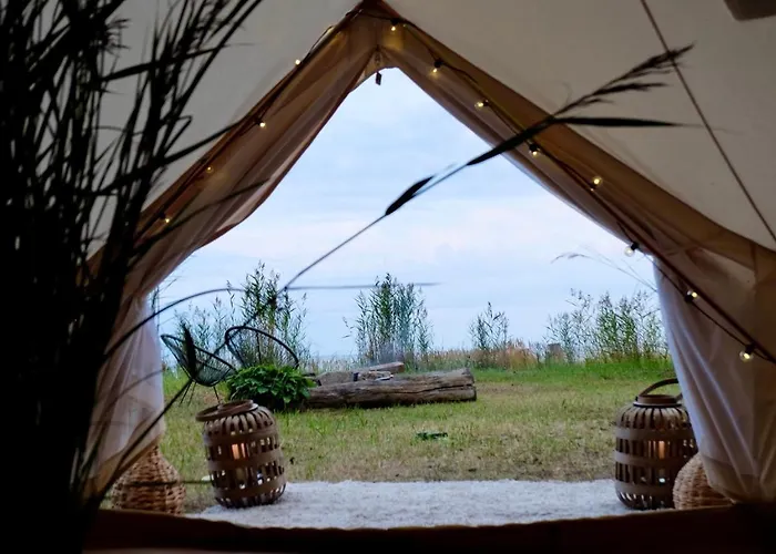 Οργανωμένο κάμπινγκ Glamping Mändjala