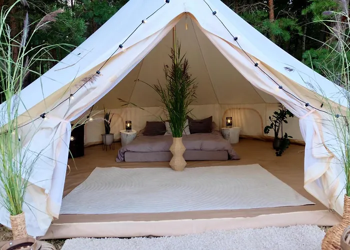 Οργανωμένο κάμπινγκ Glamping